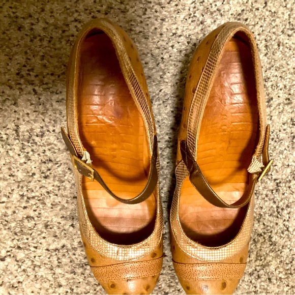 CHIE MIHARA womans size 39 / 9 Brown Ostrich Leather Mary Jane Heels Rockabilly - Picture 3 of 5